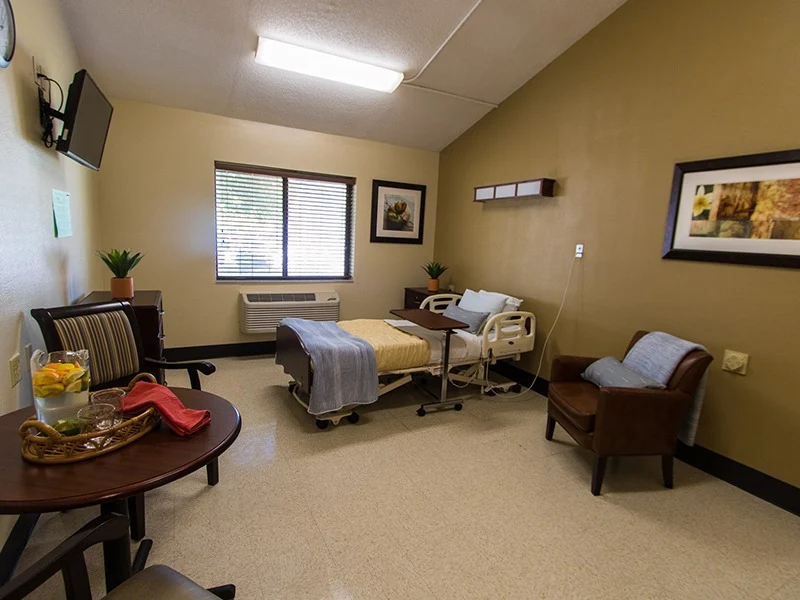 Image of Lakeland Nursing and Rehab Center (6)