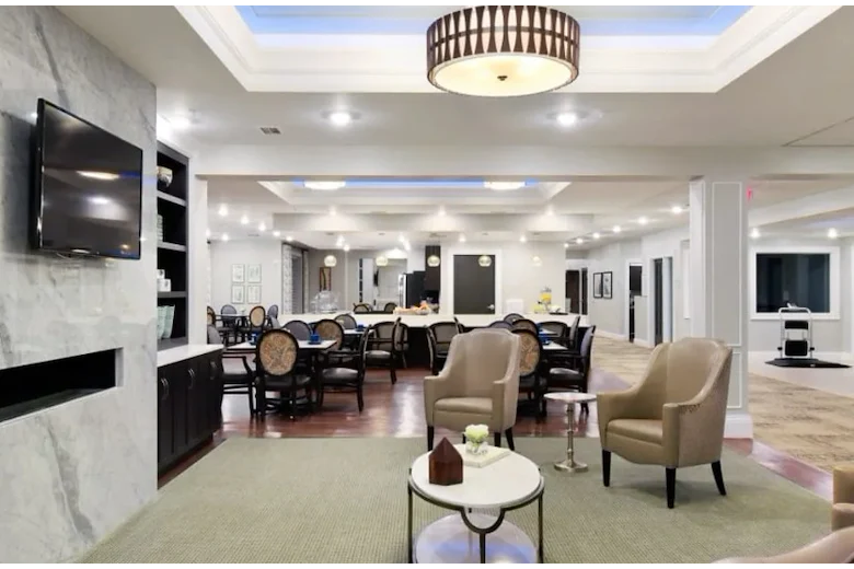 Image of American House Hampton Village (3)