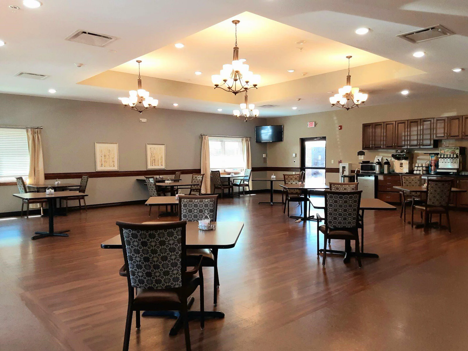 Image of Jefferson City Manor Care Center (9)