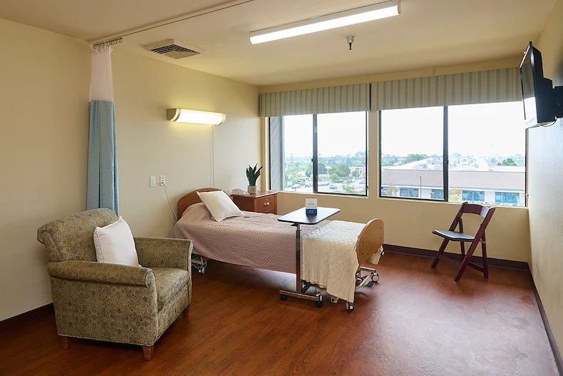 Image of Encinitas Nursing &Rehabilitation Center (4)