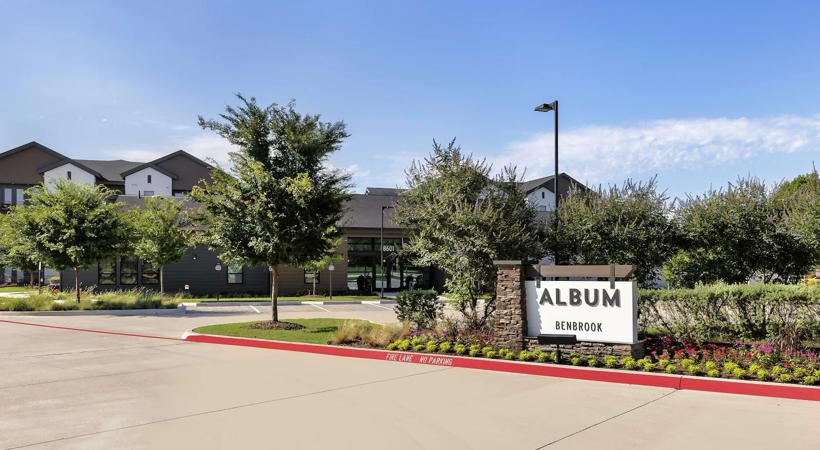 Image of Album Benbrook (1)