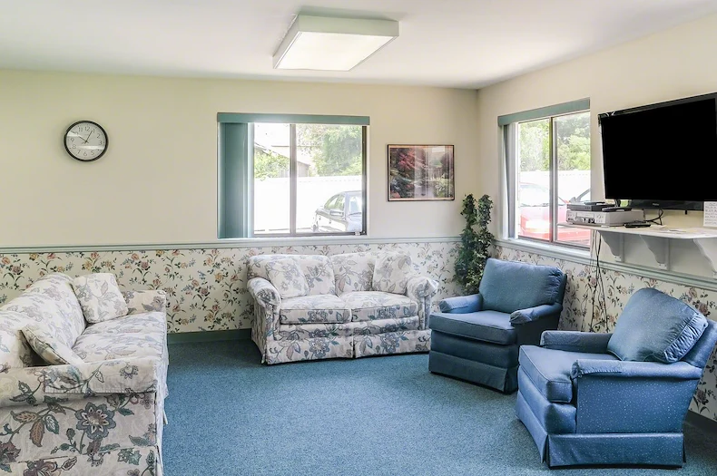 Image of Strawberry Patch Apartments (3)