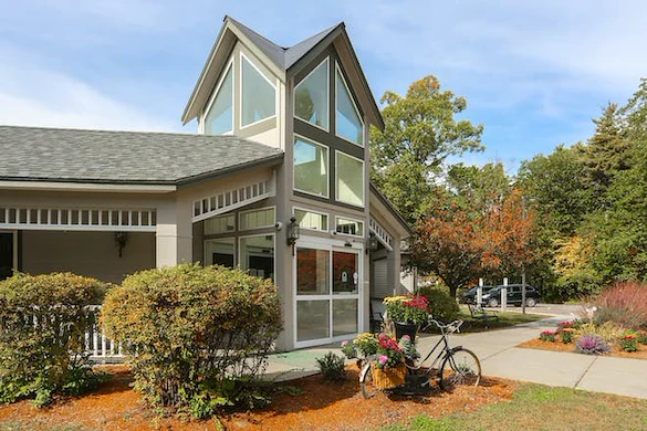 Image of Elderwood At Burlington (7)