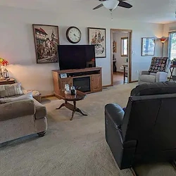 Image of Spurgeon Manor - Independent Living (2)