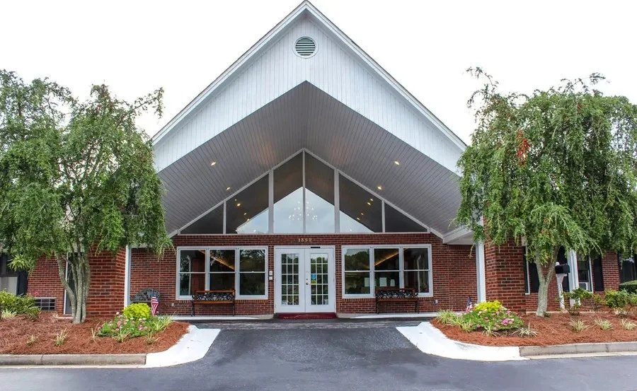 Image of Oaks at Conyers (1)