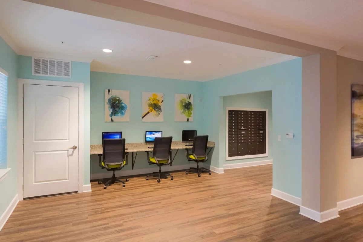 Image of Mary Eaves (7)