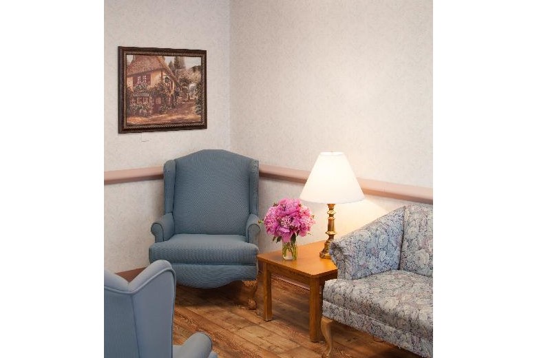 Image of New Martinsville Health & Rehab (4)