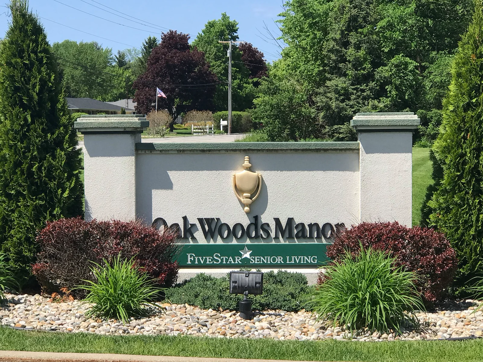 Image of Oak Woods Manor (4)