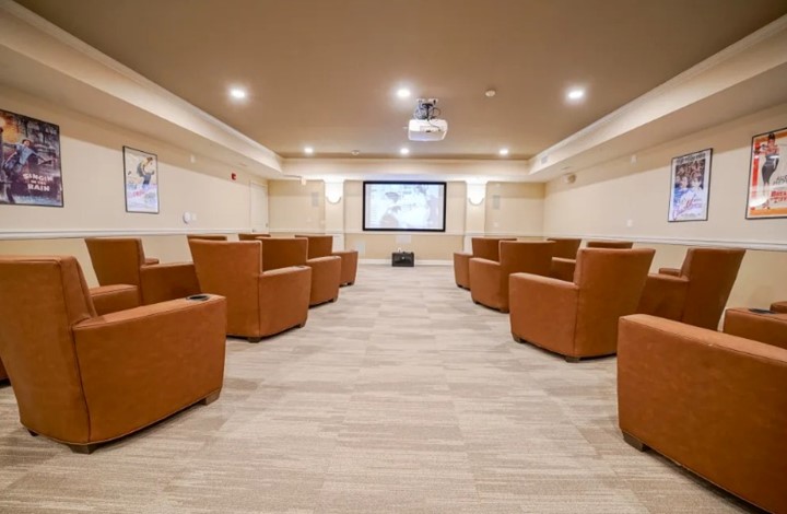 Movie theater to watch and relax for senior residents in Nashville