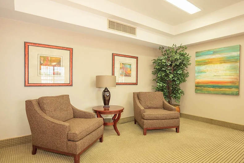 Image of Montclair Royale Senior Living (8)