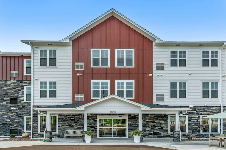 Image of Caretta Eau Claire (2)