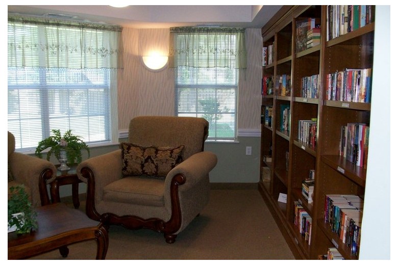 Image of Ahepa 410 Senior Apartments (2)