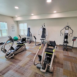Hessler Heights Gracious Retirement Living Hawthorn Senior Independent Living in Leesburg, Virginia gym fitness center