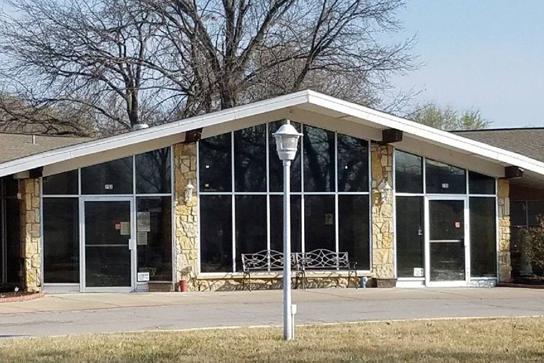 Image of Edwardsville Care And Rehab (2)