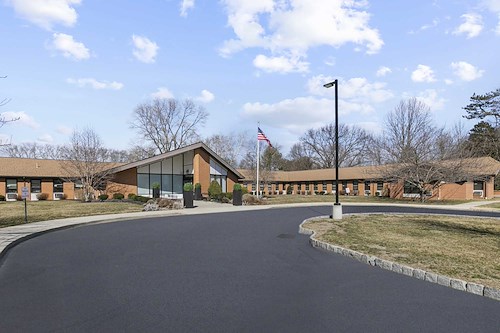 Image of Rosewood Gardens Rehabilitation And Nursing Center (1)