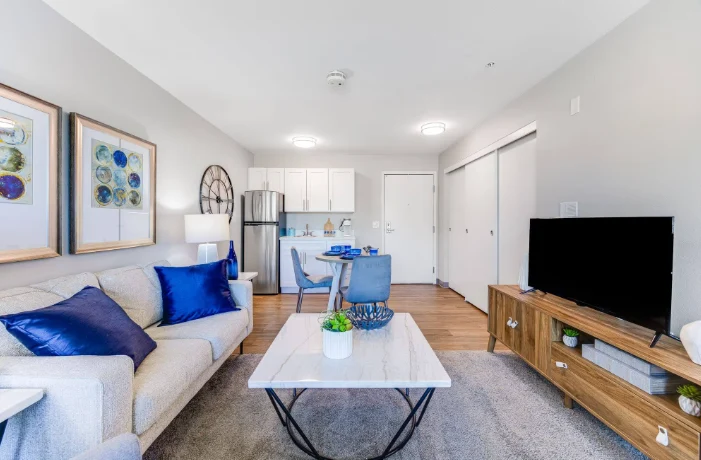 Image of Whispering Chase (8)