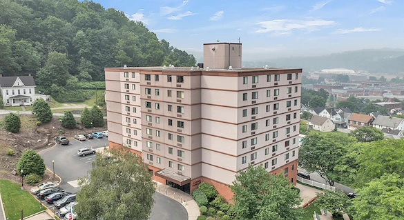 Image of Garden Terrace (2)