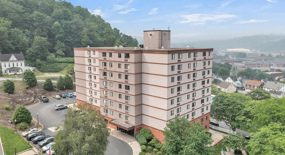 Image of Garden Terrace (2)