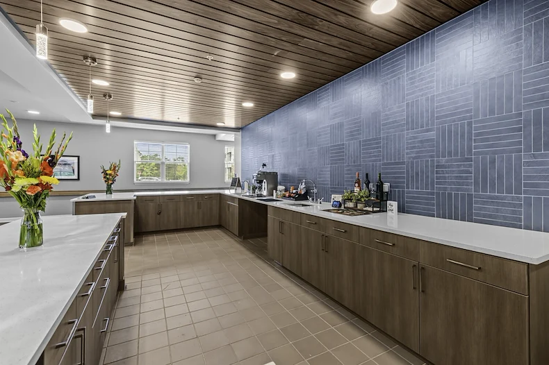 Image of Lockwood of Hartland (3)