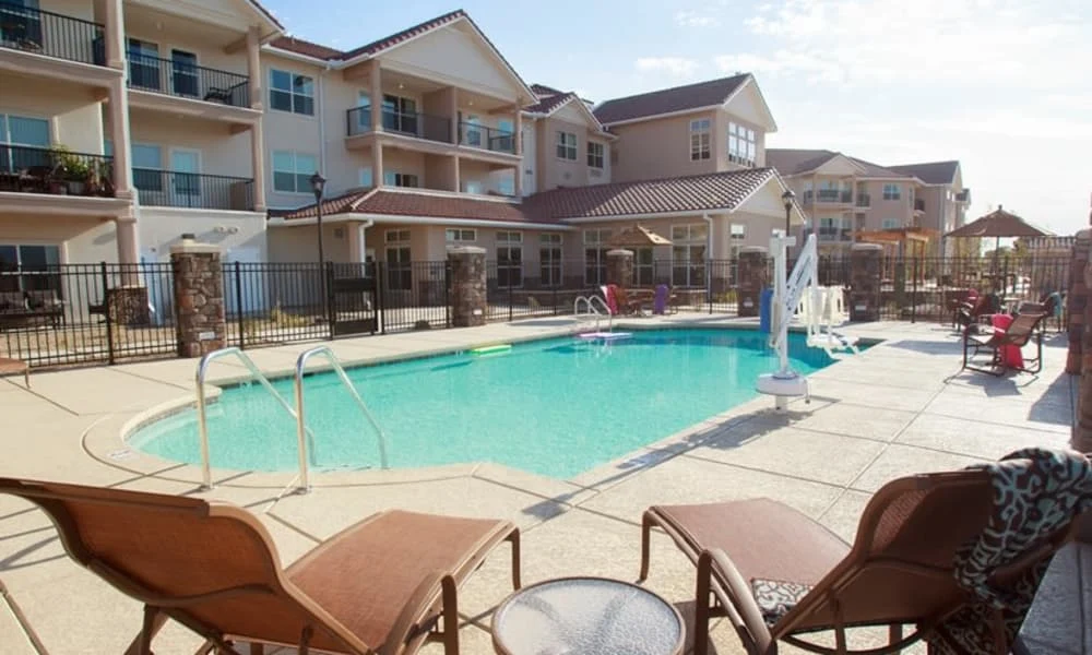 Estrella Estates Gracious Retirement Living Hawthorn Senior Independent Living in Goodyear, Arizona outdoor pool