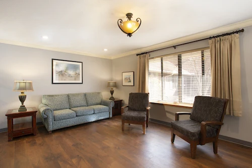 Image of Autumn Care of Raeford (7)