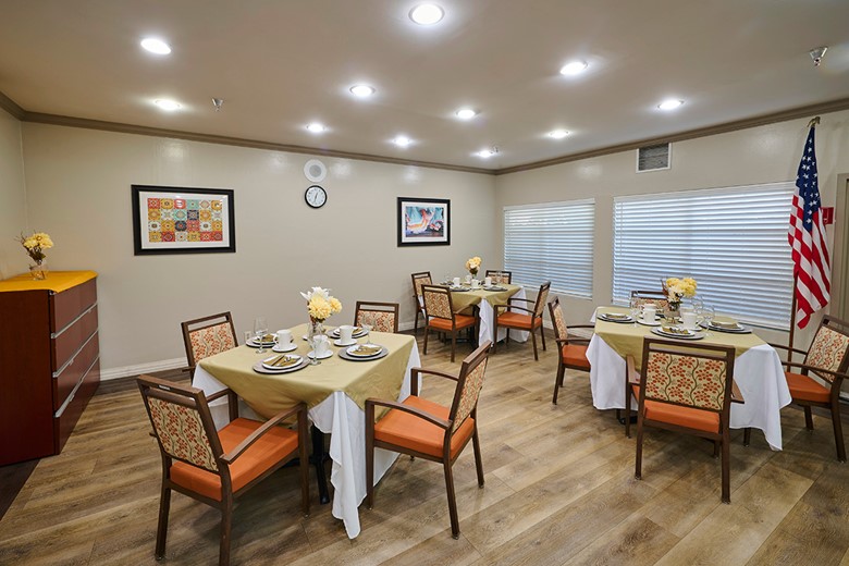 Image of Huntington Park Nursing Center (4)