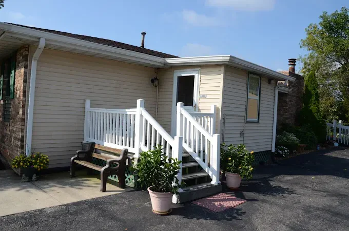 Image of Paisley Manor (6)