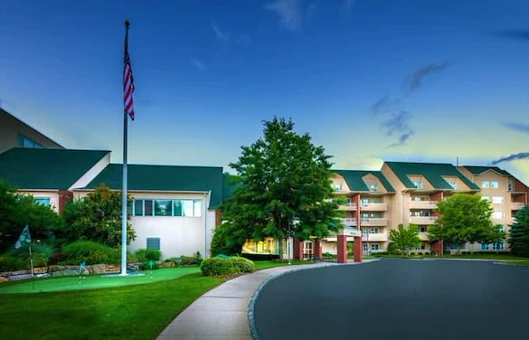 Image of The Oaks At Denville Health Center (1)