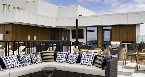 Image of Avidor Evanston (8)