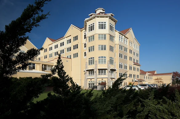 Image of Deerfield Episcopal Retirement (1)