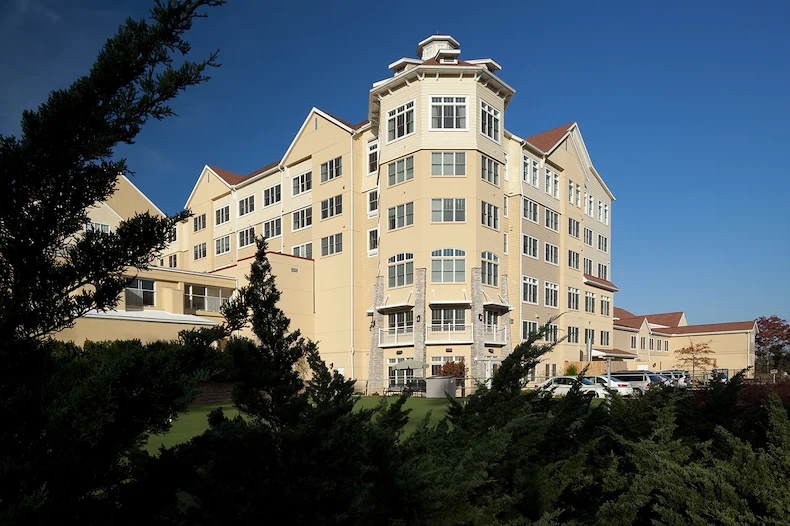 Image of Deerfield Episcopal Retirement (1)