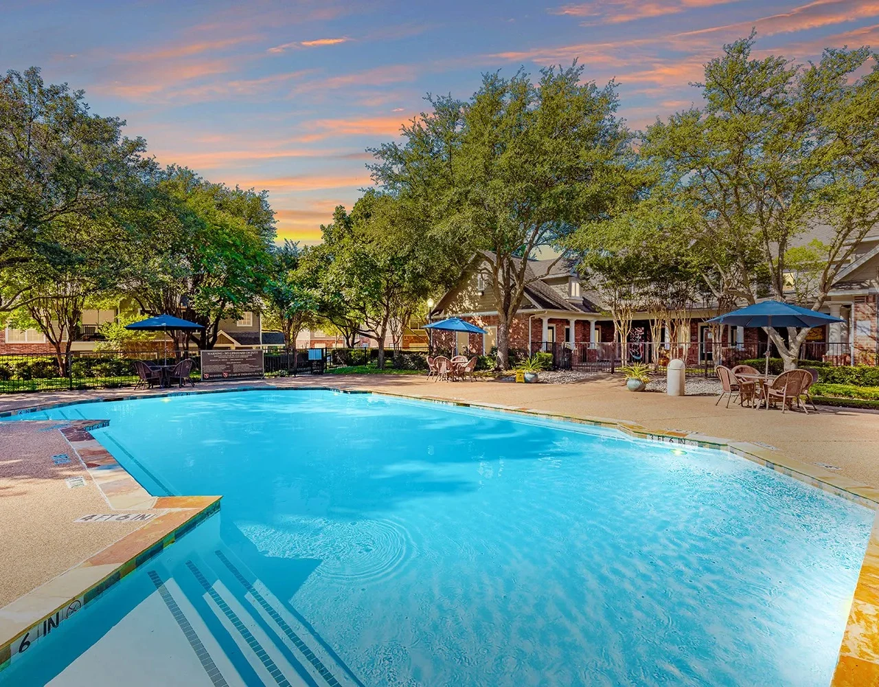 Image of Residence at the Oaks (2)