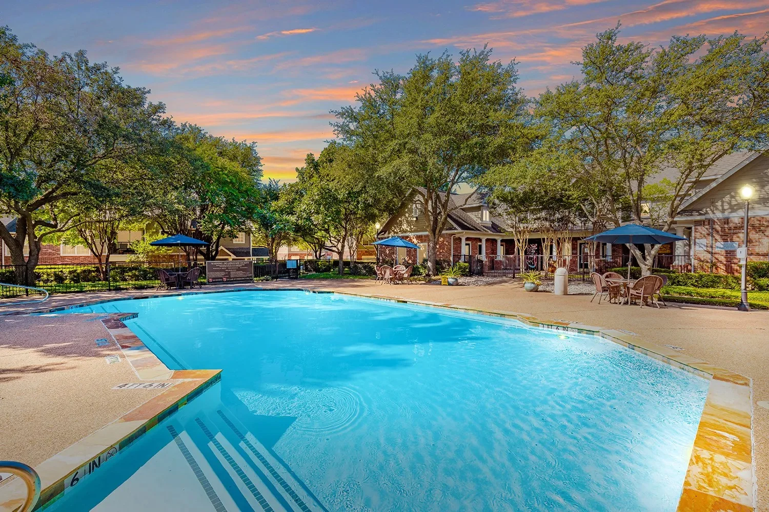 Image of Residence at the Oaks (2)