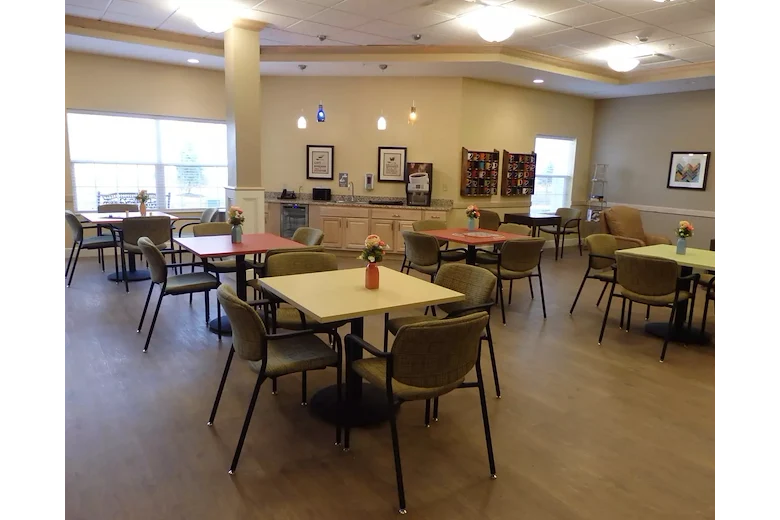 Image of Columbus Danbury (6)