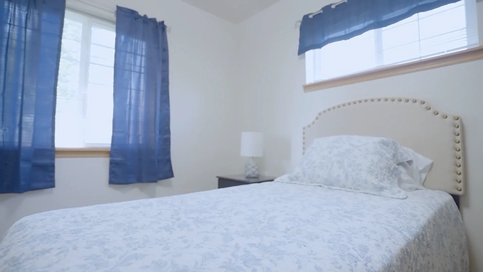 Image of Oakland Manor (5)