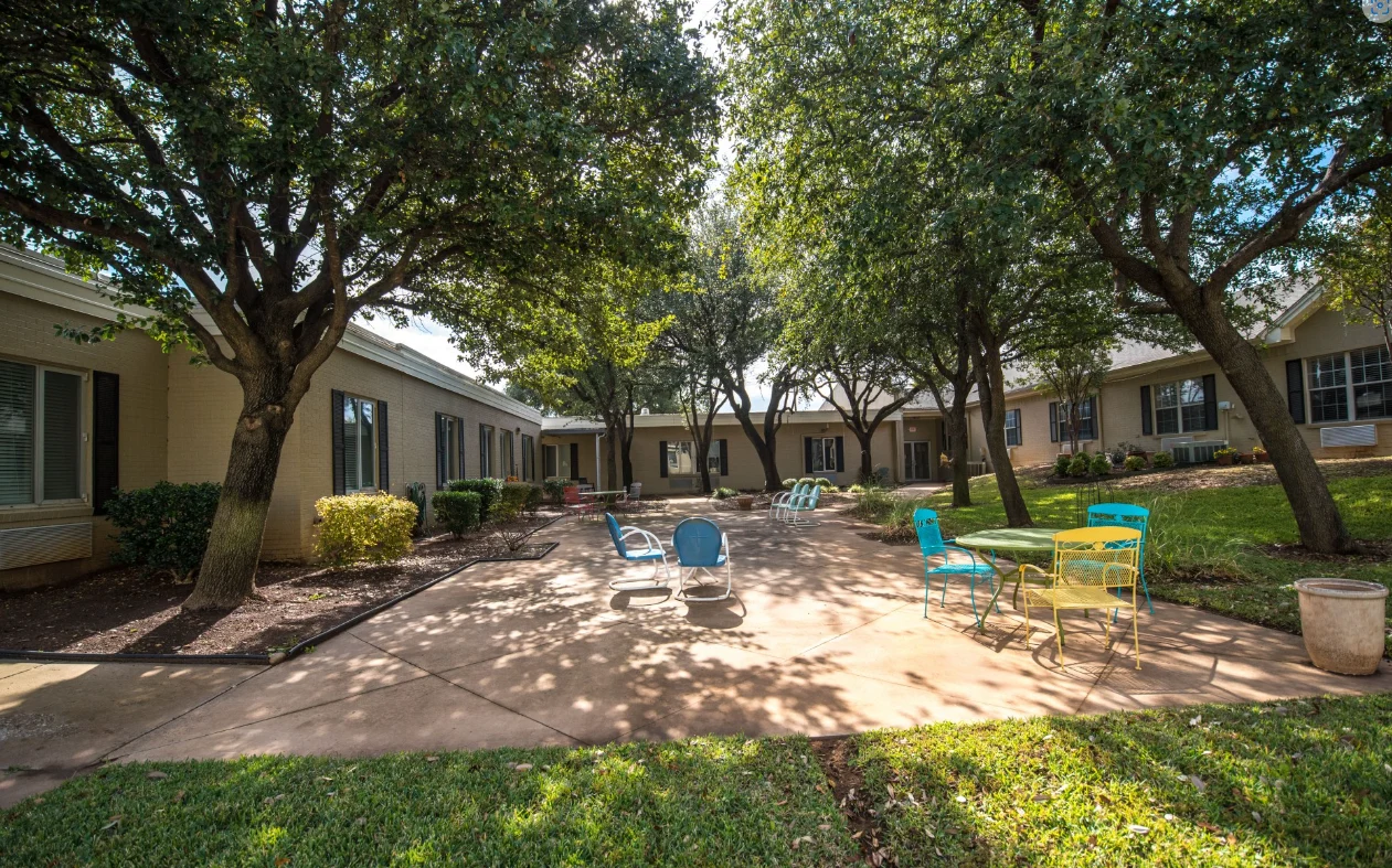 Image of Ashwood Court (4)