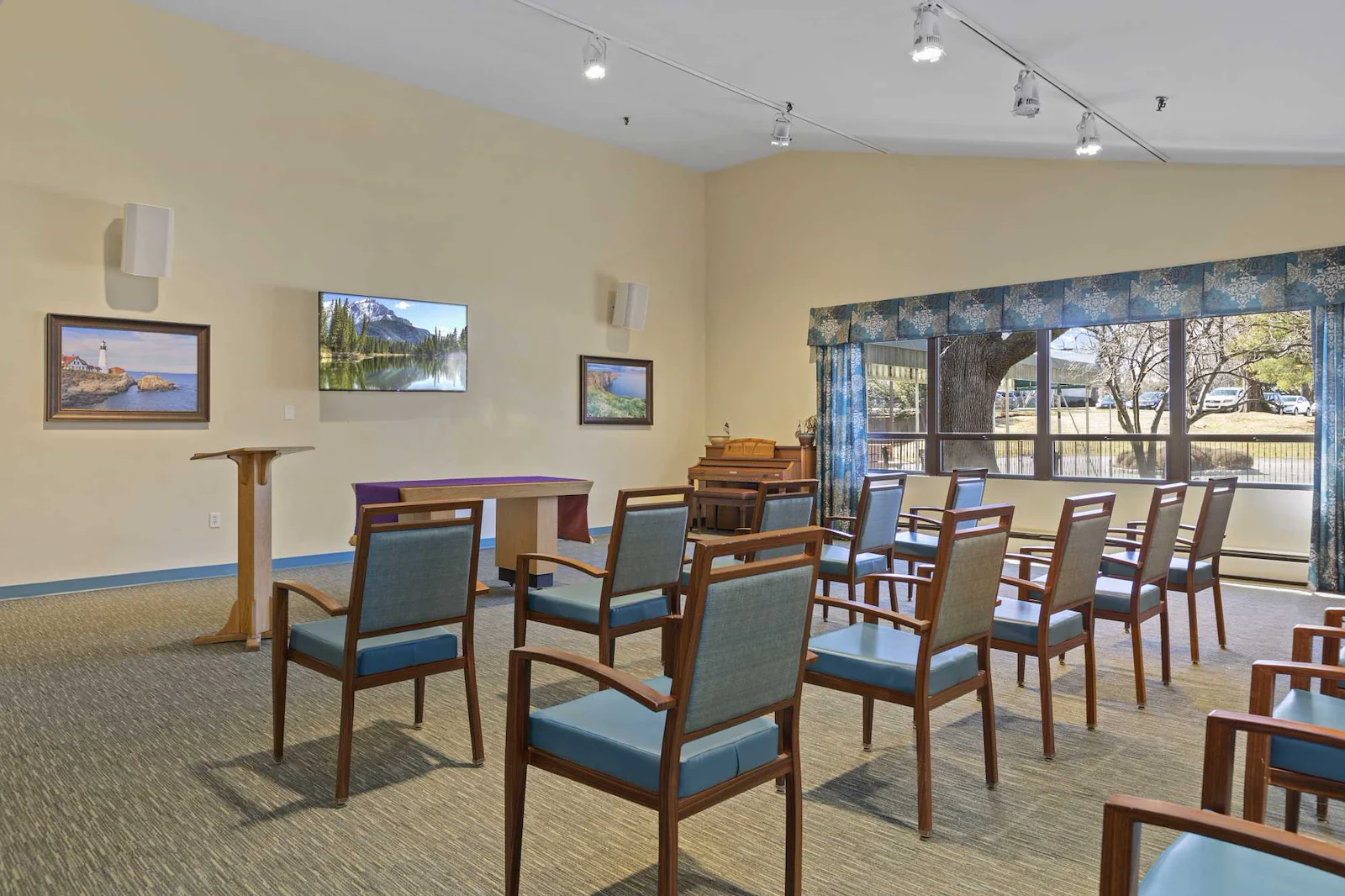 Image of Rosewood Gardens Rehabilitation And Nursing Center (7)