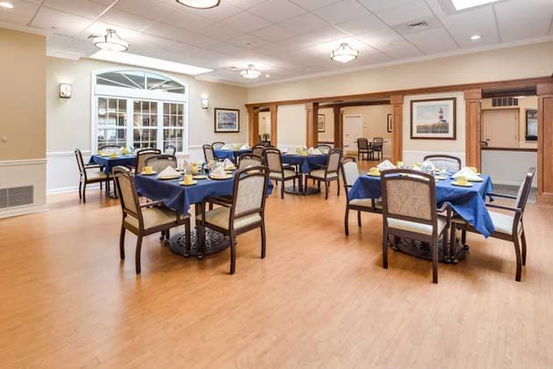 Image of Somerford House & Place Hagerstown (4)