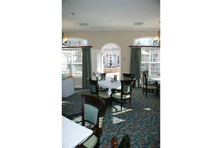 Image of Addington Place of Prairie Village (5)