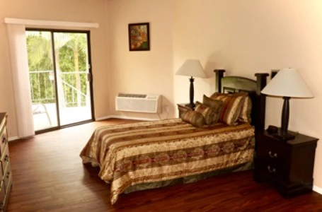 Image of Lakewood Park Manor (3)