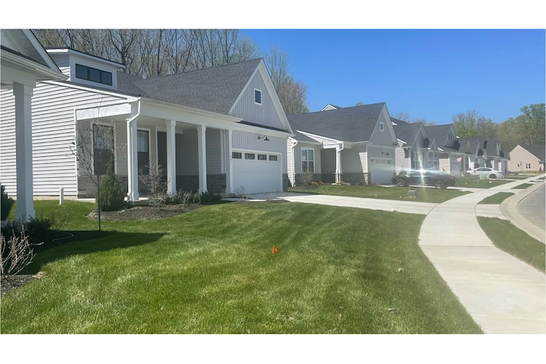 Image of The Cascades | Active Adult 55+ (2)
