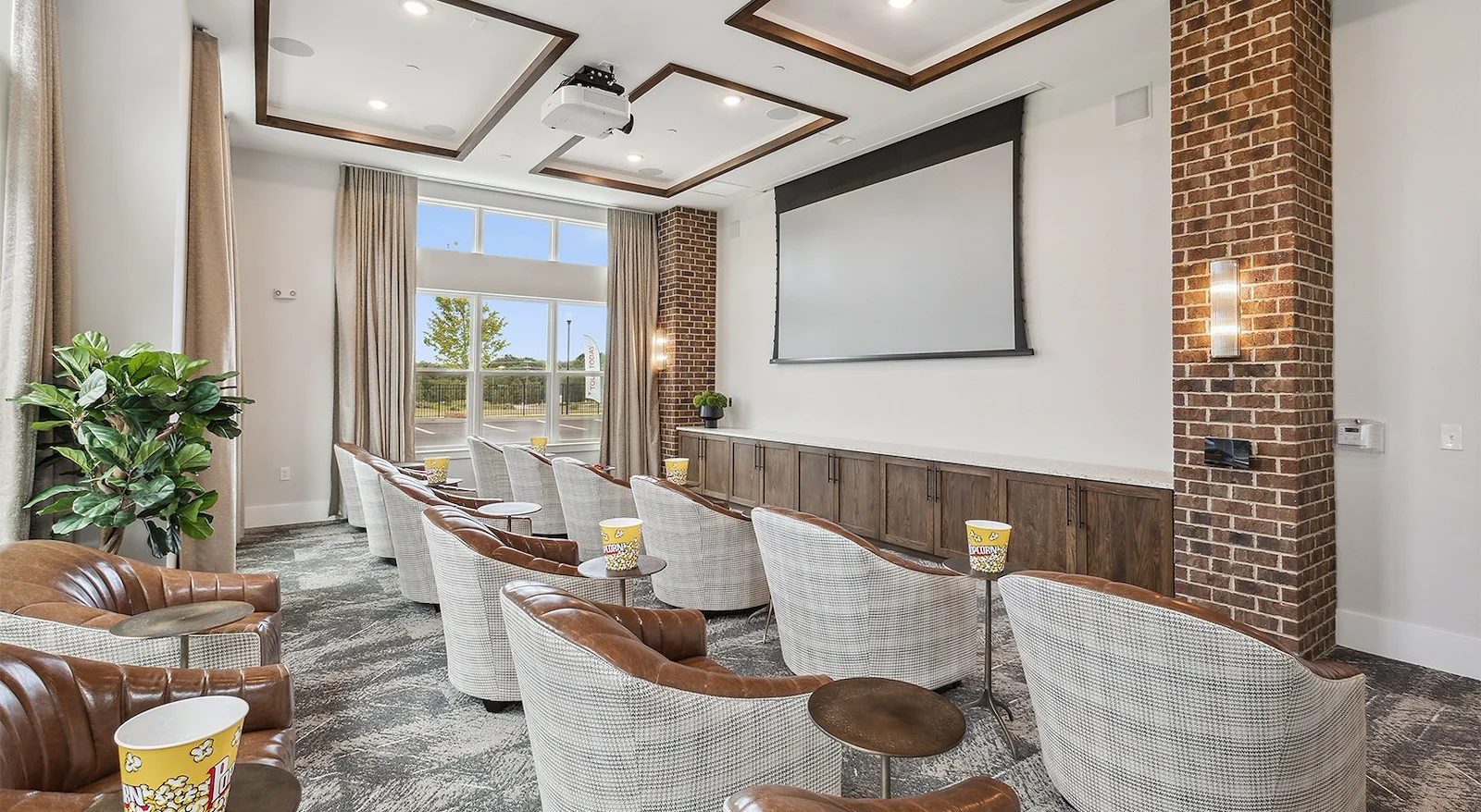 Image of Everleigh Deerfield (7)