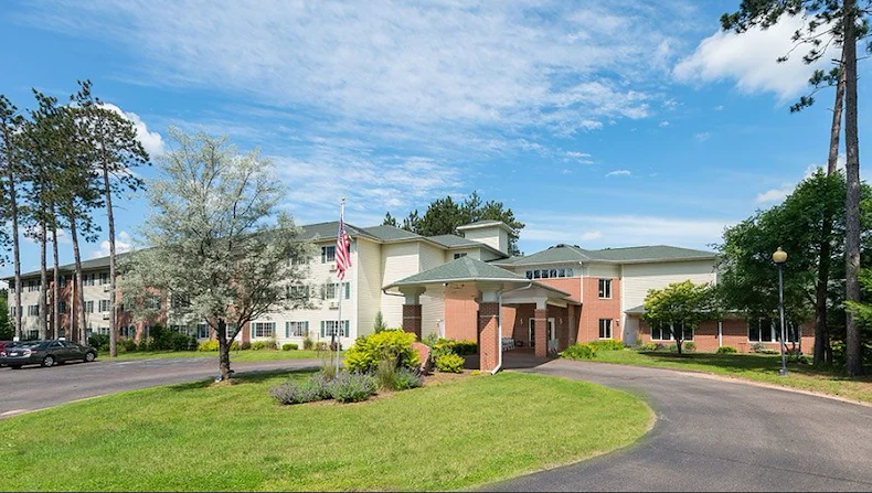 Park Vista Retirement Living – Waupaca, WI, exterior