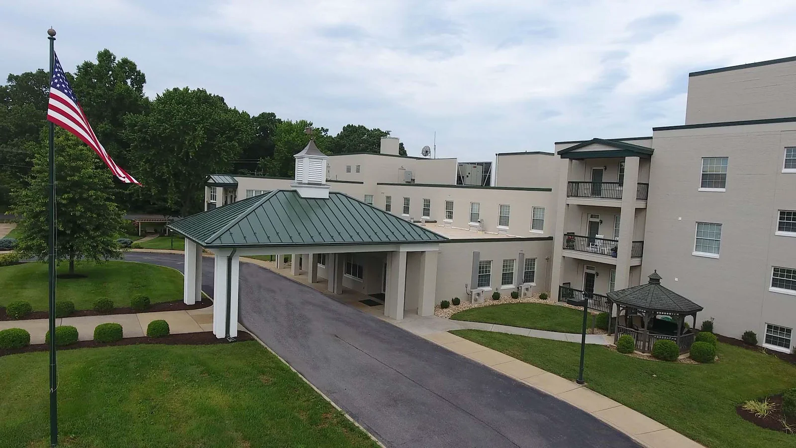 Image of Summit Square (8)