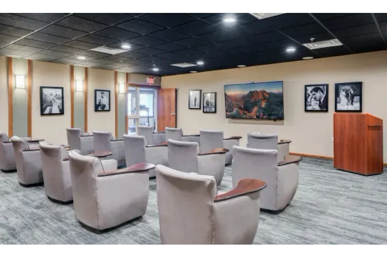 Image of Arbor Glen Senior Living (2)