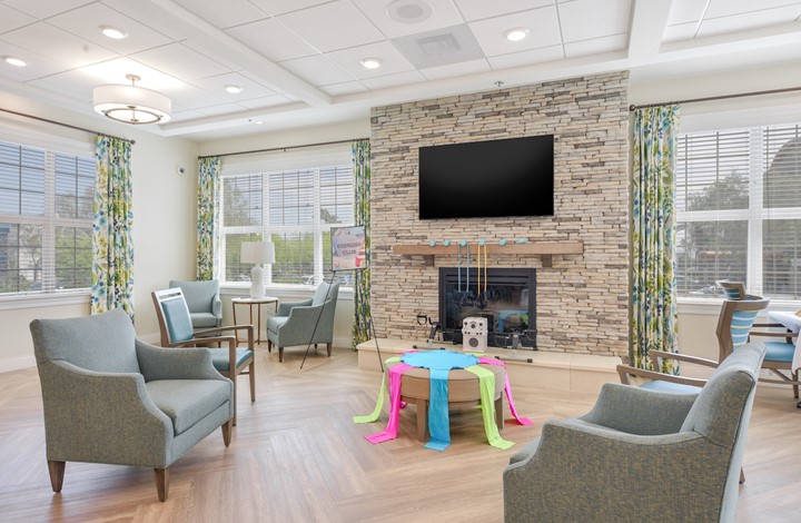 Image of Silverado Red Rock Memory Care Community (8)