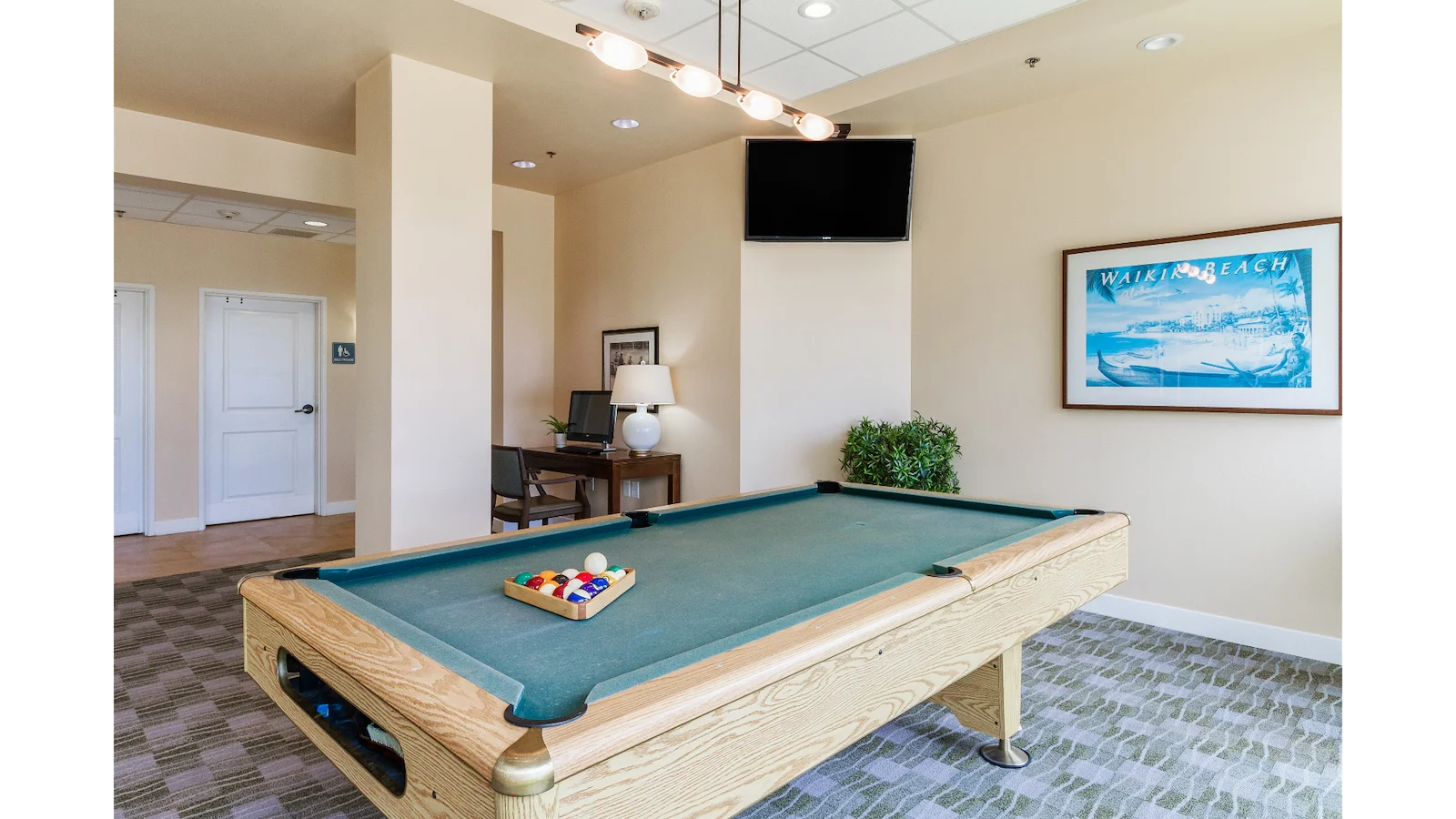 Image of The Plaza at Moanalua (9)