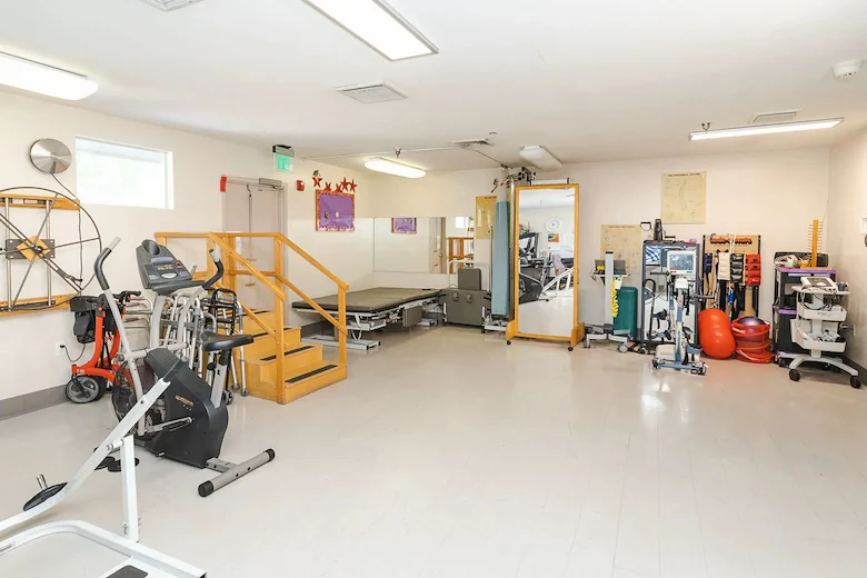 Image of Arrowhead Springs Healthcare Center (5)