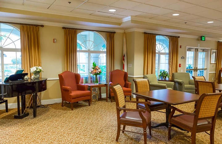 bayshire-carlsbad---independent--assisted-living-image-3