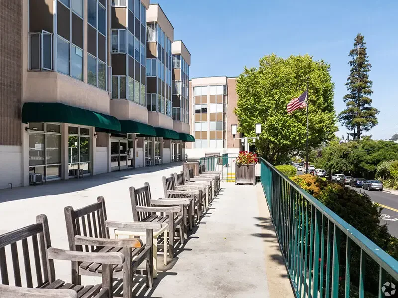 Image of Bonnie Brae Terrace (9)